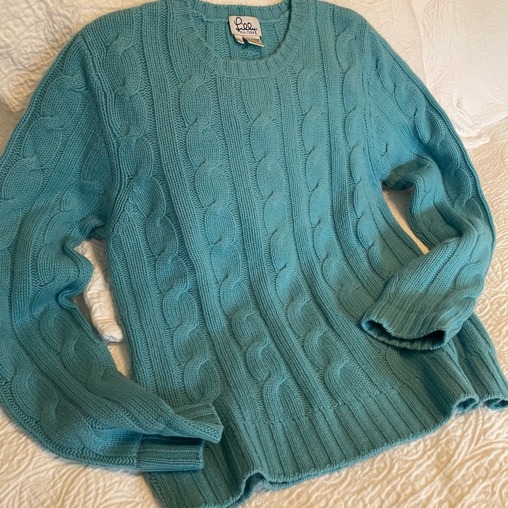 Lilly Pulitzer 100% Cashmere Sweater